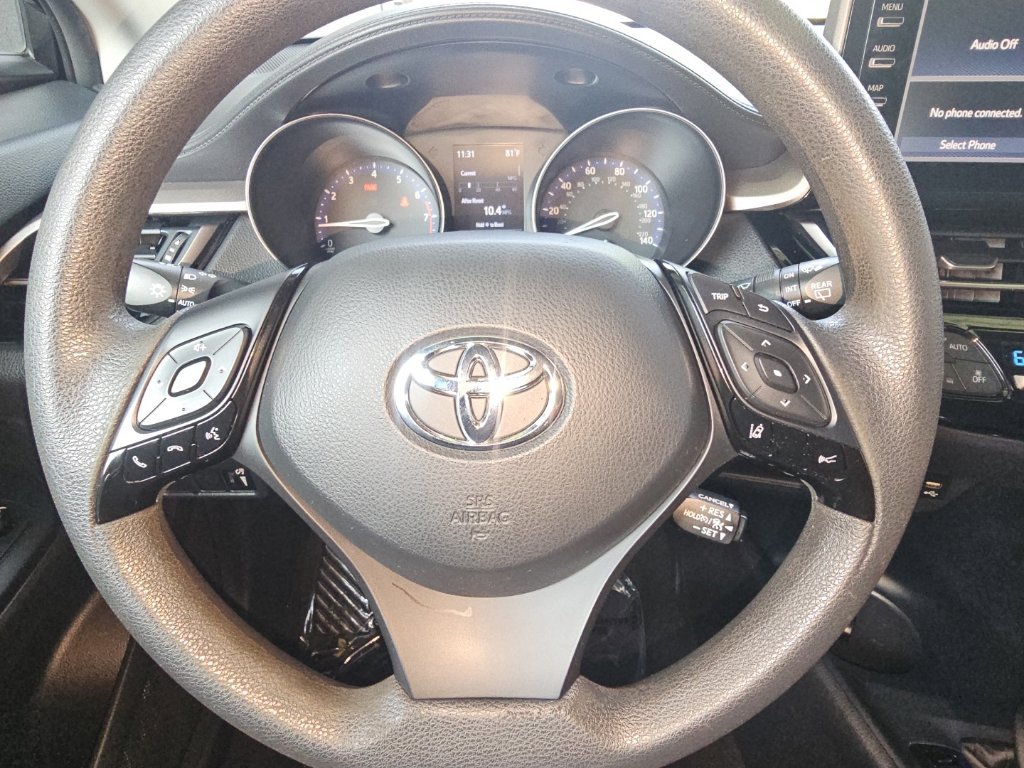 Used 2021 Toyota C-HR LE FWD image 18