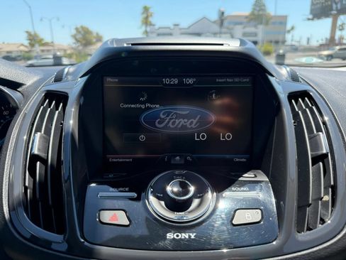 Used 2015 Ford Escape Titanium w/ Equipment Group 301A FWD image 21