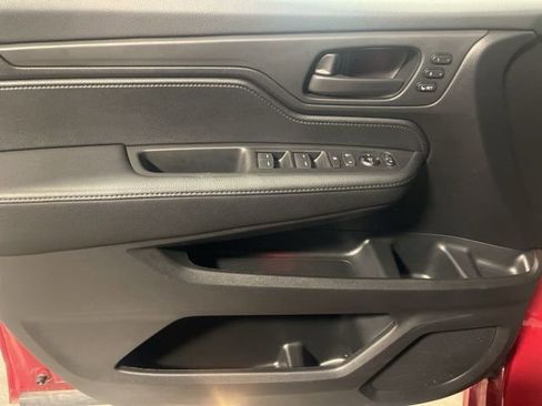 Used 2025 Honda Odyssey Sport-L image 12