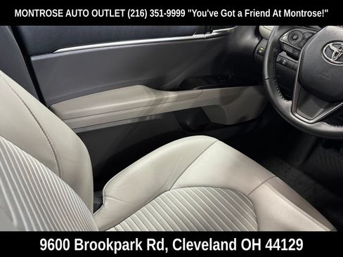 Used 2022 Toyota Camry SE w/ Convenience Package FWD image 37