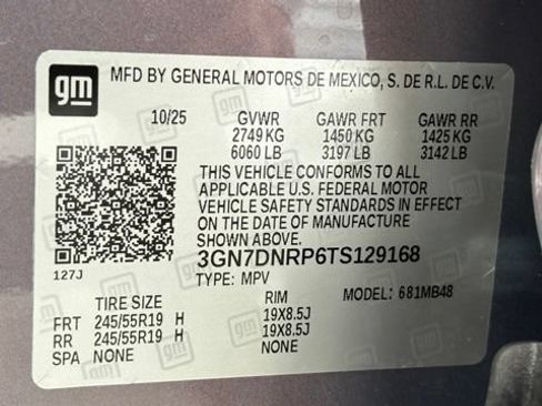New 2026 Chevrolet Equinox EV LT FWD image 42