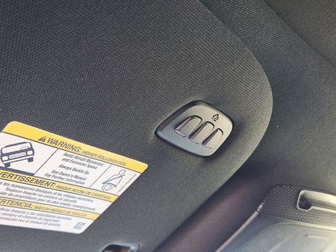 Used 2021 Ford Expedition XLT image 32