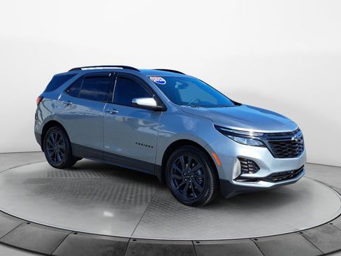 Used 2024 Chevrolet Equinox RS FWD image 1