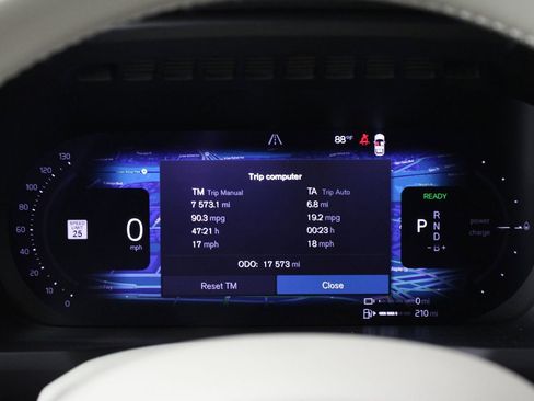 Certified 2023 Volvo XC90 T8 Core w/ Climate Package image 12