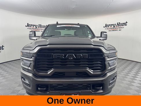 Used 2025 RAM 2500 Big Horn AWD/4WD image 4