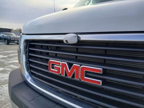New 2025 GMC Savana 3500 Extended w/ Power Convenience Package RWD image 29