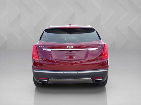 Used 2017 Cadillac XT5 Platinum image 4