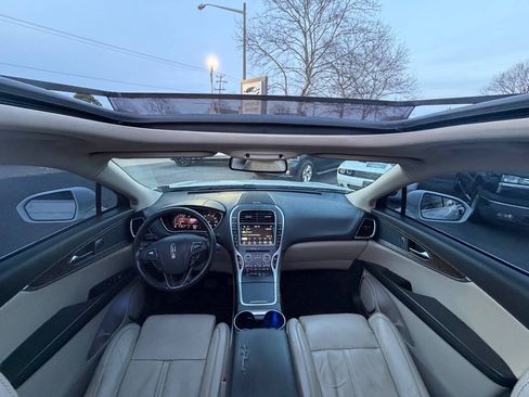 Used 2016 Lincoln MKX Reserve w/ Technology Package FWD image 36