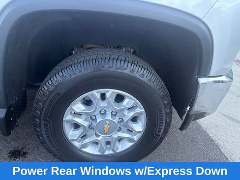 Used 2022 Chevrolet Silverado 2500 LT w/ Snow Plow Prep/Camper Package AWD/4WD image 22