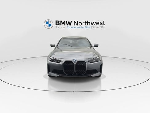 Used 2023 BMW i4 eDrive35 w/ Premium Package RWD image 8