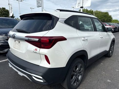 Used 2021 Kia Seltos S FWD image 7