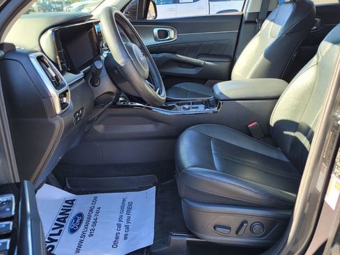 Used 2023 Kia Sorento SX image 5