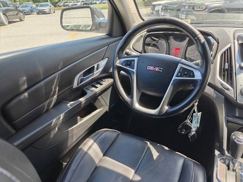 Used 2017 GMC Terrain SLT w/ Open Road Package AWD/4WD image 30