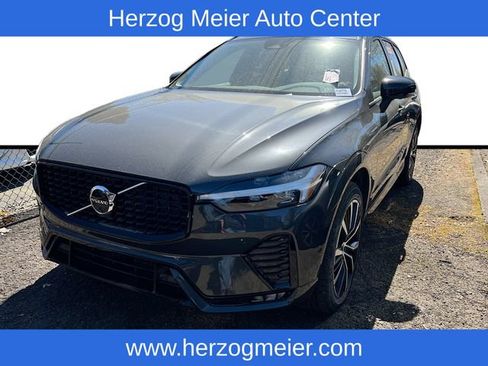 Certified 2025 Volvo XC60 B5 Plus AWD/4WD image 1