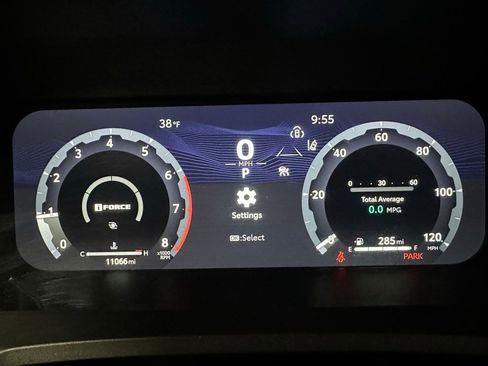 Used 2025 Toyota 4Runner TRD Off-Road image 23