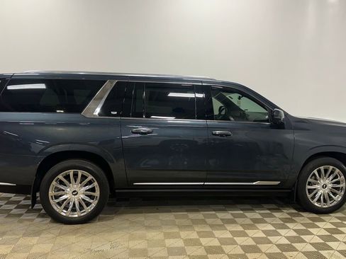 Used 2021 Cadillac Escalade ESV Premium Luxury w/ Driver Assist Tech Package image 4