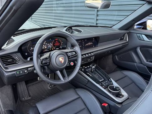 Used 2026 Porsche 911 Carrera 4S AWD/4WD image 4