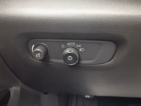 Used 2022 Chevrolet Traverse RS AWD/4WD image 18