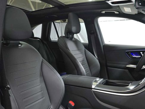Used 2026 Mercedes-Benz GLC 300 4MATIC image 13
