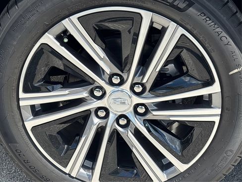 New 2026 Cadillac Lyriq Luxury RWD image 13