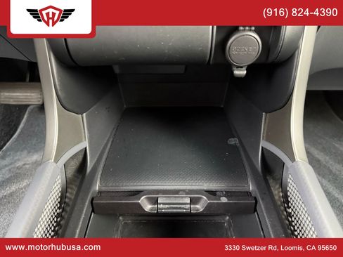 Used 2004 Honda Pilot EX image 30