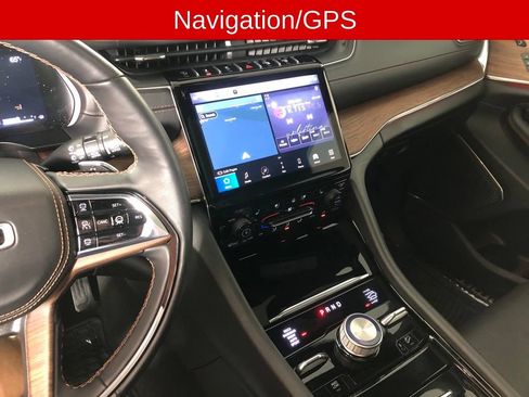 Used 2023 Jeep Grand Cherokee Summit w/ Luxury Tech Group V AWD/4WD image 3
