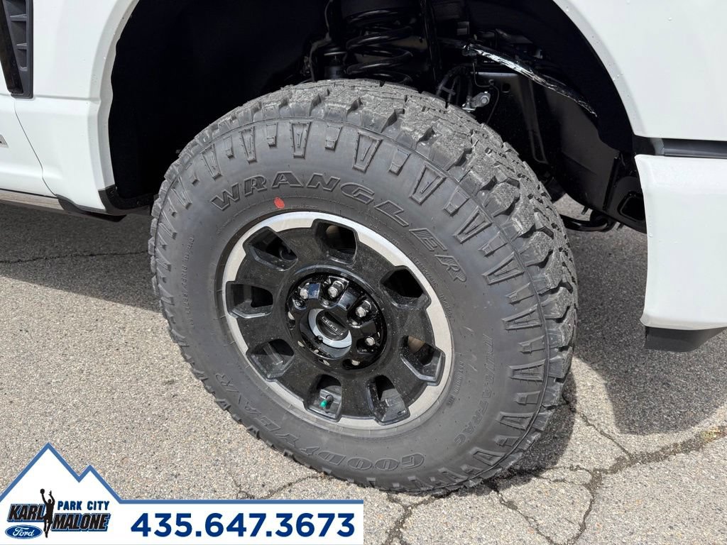 New 2026 Ford F350 Lariat w/ Tremor Off-Road Package AWD/4WD image 10