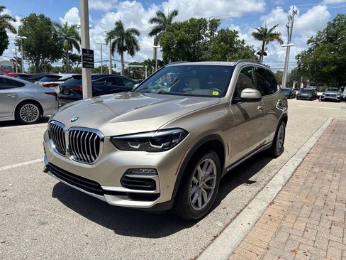 Used 2019 BMW X5 xDrive40i w/ Premium Package 2 AWD/4WD image 14