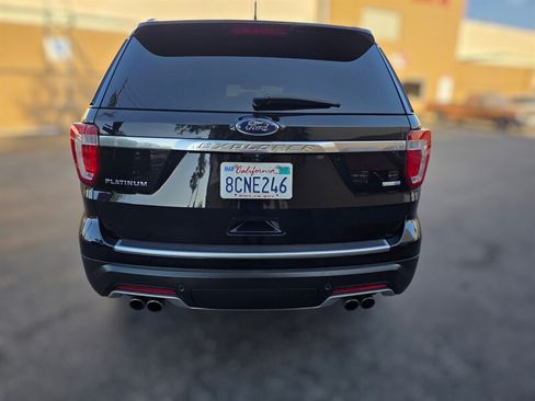 Used 2018 Ford Explorer Platinum AWD/4WD image 8