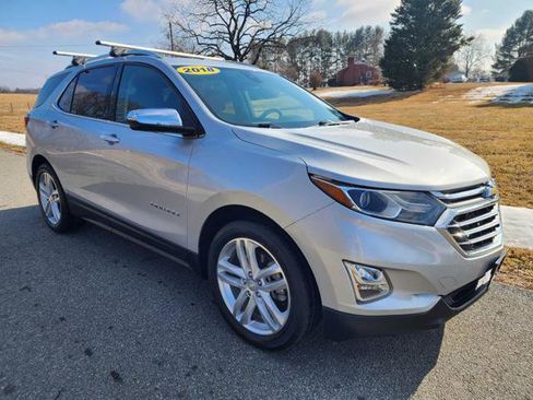 Used 2018 Chevrolet Equinox Premier FWD image 4