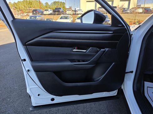 Used 2024 MAZDA CX-50 2.5 Turbo w/ Premium Plus Pkg image 11