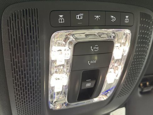 Certified 2025 Mercedes-Benz CLA 250 4MATIC image 33