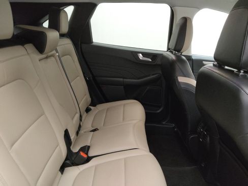 Used 2022 Ford Escape SEL w/ Technology Package FWD image 19