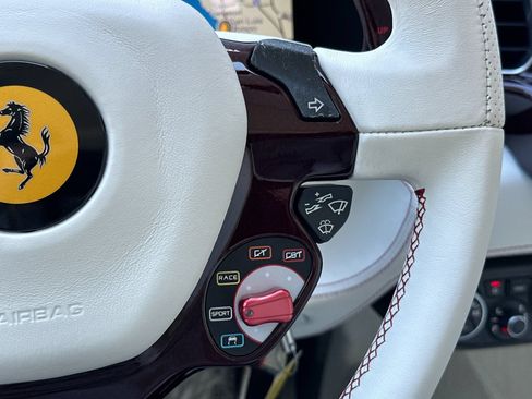 Used 2010 Ferrari 458 Italia Coupe RWD image 30