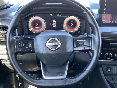 Certified 2025 Nissan Rogue SL w/ SL Premium Package FWD image 24
