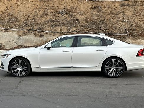 Certified 2023 Volvo S90 B6 Plus w/ Protection Package Premier image 8