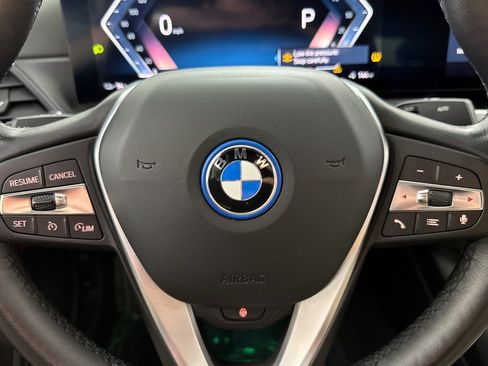 Used 2023 BMW i4 eDrive35 w/ Premium Package RWD image 10
