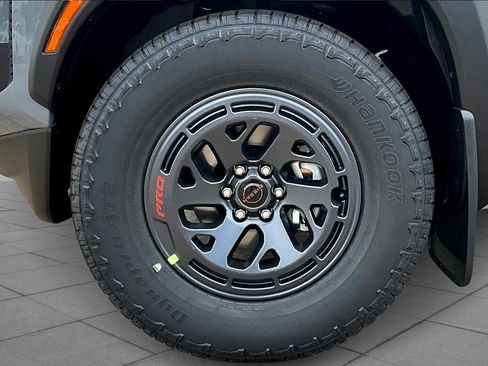 New 2026 Nissan Frontier Pro-X w/ Pro-X Convenience Package image 9