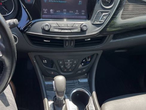 Used 2017 Buick Envision Premium w/ Driver Confidence Package AWD/4WD image 9