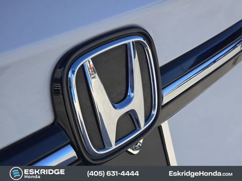 Used 2022 Honda Odyssey Elite image 11