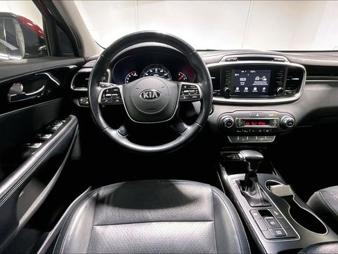 Used 2019 Kia Sorento EX image 7