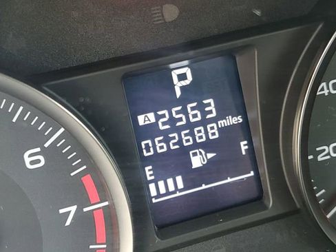 Used 2016 Subaru Impreza 2.0i Sport Premium image 9