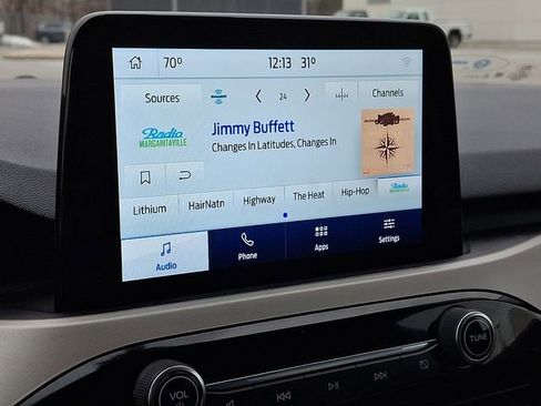 Used 2021 Ford Escape SE w/ Cold Weather Package image 3