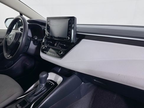 Used 2022 Toyota Corolla LE FWD image 28