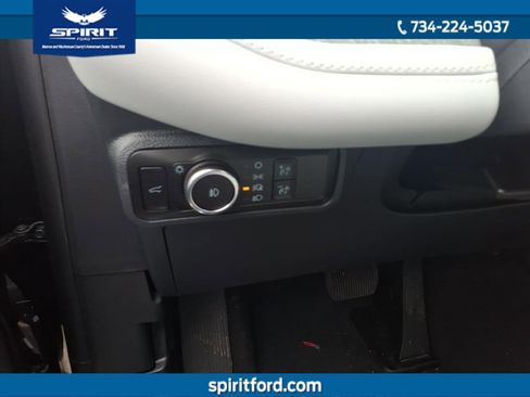 New 2026 Ford Explorer Platinum w/ LUX Leather Package image 14