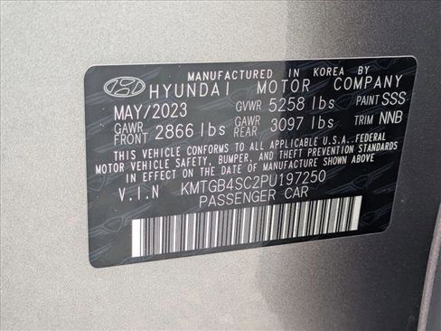 Used 2023 Genesis G80 2.5T AWD/4WD image 25