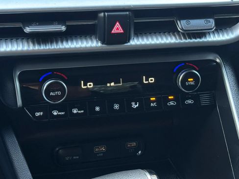 Used 2022 Kia K5 GT-Line FWD image 37