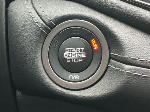 Certified 2021 Dodge Durango SXT image 33