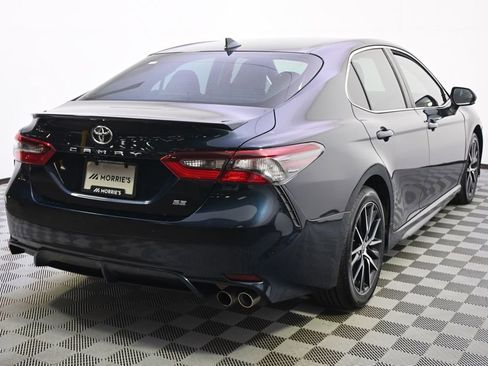 Used 2021 Toyota Camry SE FWD image 6