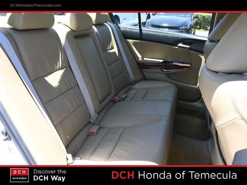 Used 2011 Honda Accord EX-L image 19